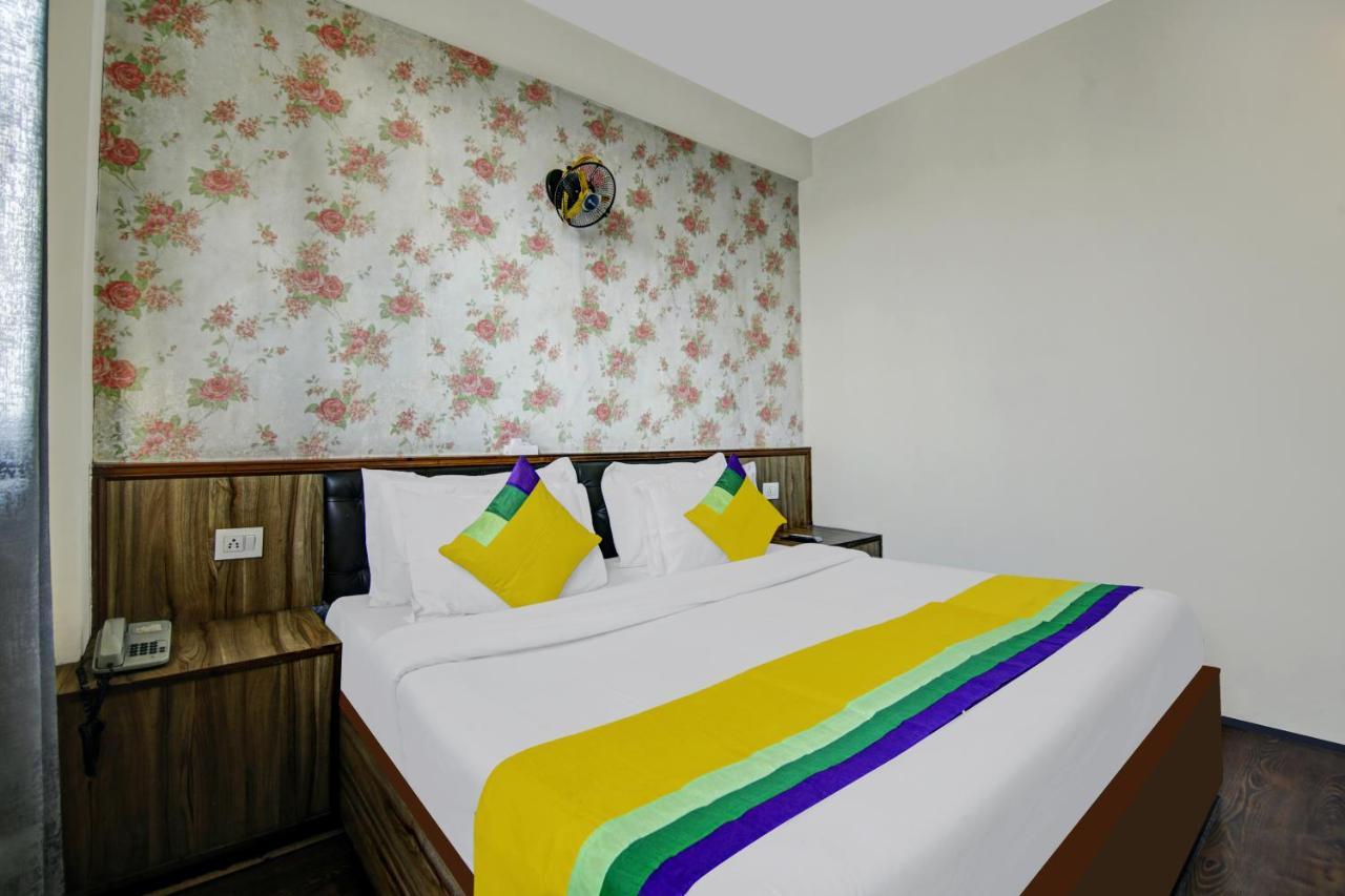 Itsy Hotels Crystal Palace With Valley View Shimla Exterior foto