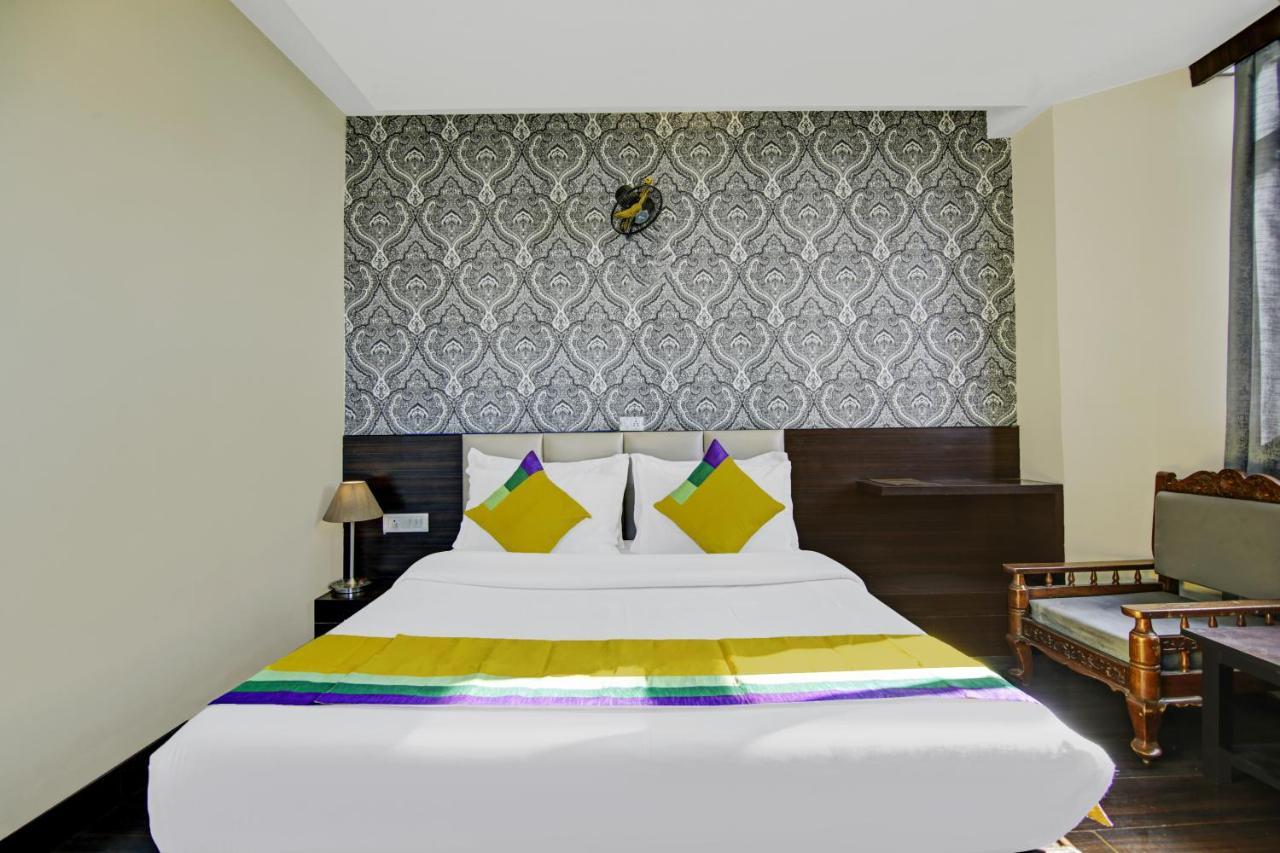 Itsy Hotels Crystal Palace With Valley View Shimla Exterior foto